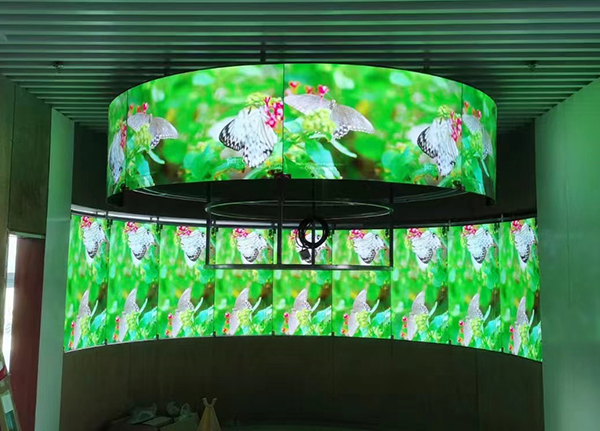 OLED 柔性屏